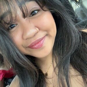 Meet your Posher, Charmee